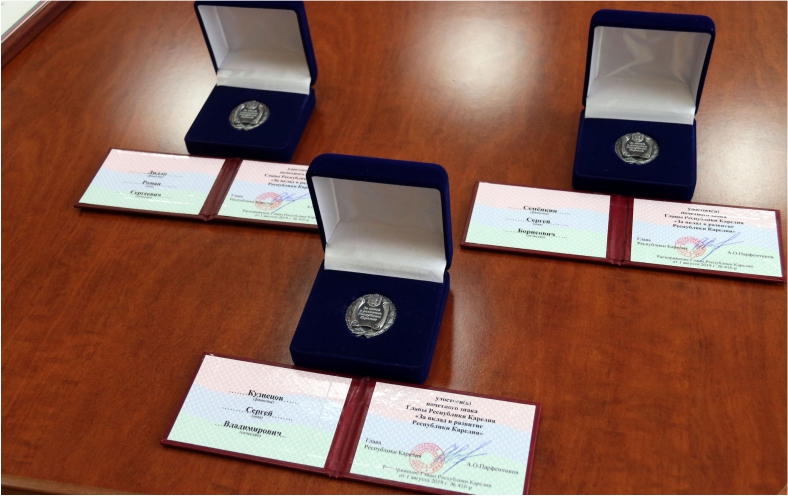4.jpg 4.jpg